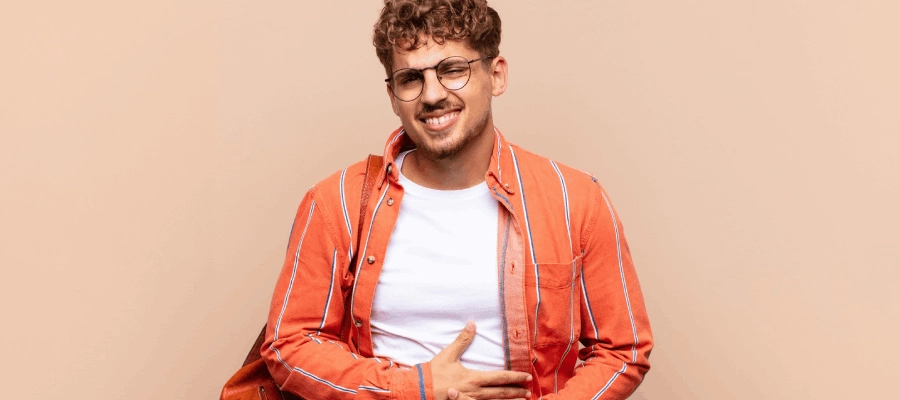 Imagem da notícia Ardência no estômago é grave? Qual remédio alivia?