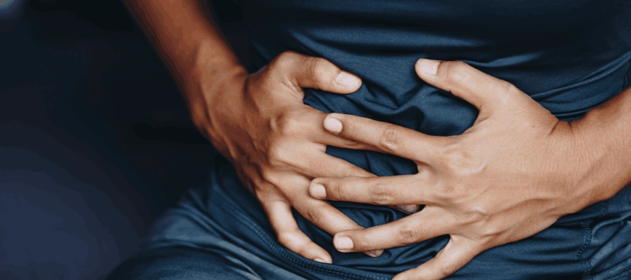 Imagem da notícia Sensação de estômago cheio e barriga inchada: o que causa?