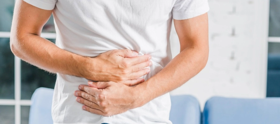 Imagem da notícia Dor na barriga: conheça as causas, os tipos e como tratar