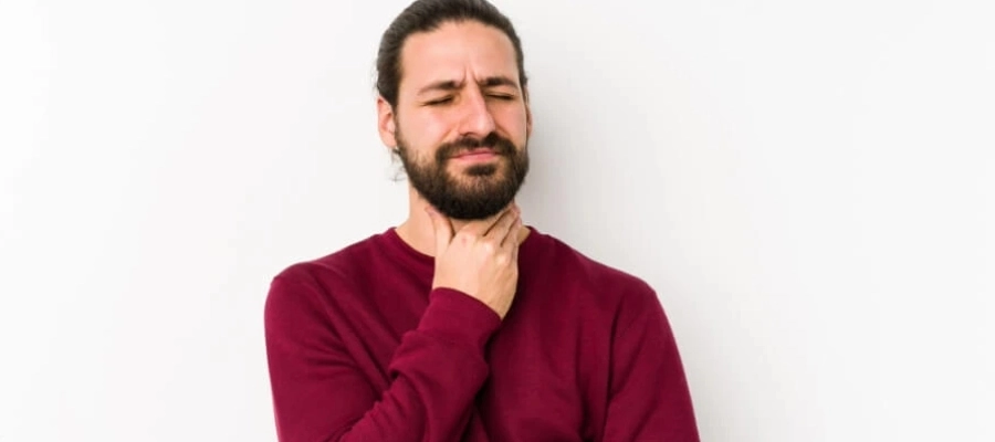 Imagem da notícia Garganta inflamada: saiba como aliviar o desconforto
