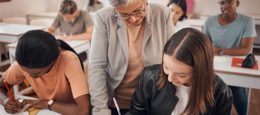 Imagem da notícia Educação médica: elementos-chave e principais desafios