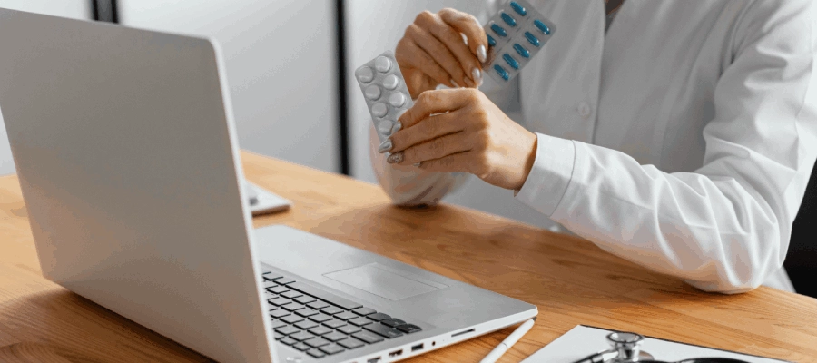 Imagem da notícia Prescrição eletrônica: como funciona e quem pode emitir?