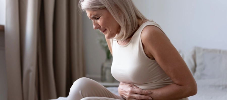 Imagem da notícia Como aliviar o desconforto abdominal? Entenda as causas e o que tomar