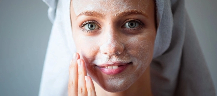Imagem da notícia Como fazer esfoliação no rosto? Quantas vezes + cuidados