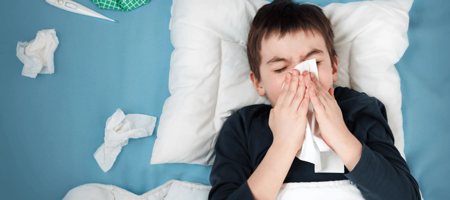 Imagem da notícia É possível pegar gripe no verão? Saiba quais são os sintomas, prevenção e tratamento