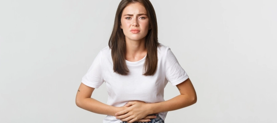 Imagem da notícia Dor abdominal por gases: como melhorar esse desconforto?