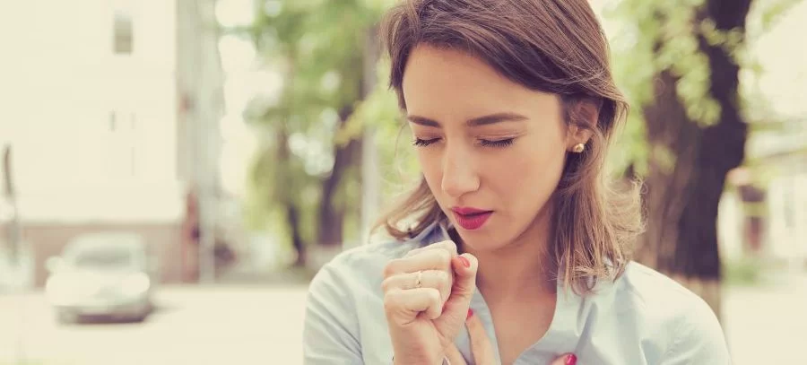 Imagem da notícia Como aliviar a tosse seca? Tudo que precisa saber + 7 dicas caseiras