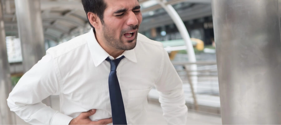 Imagem da notícia Fisgada do lado direito da barriga: quando devo me preocupar?