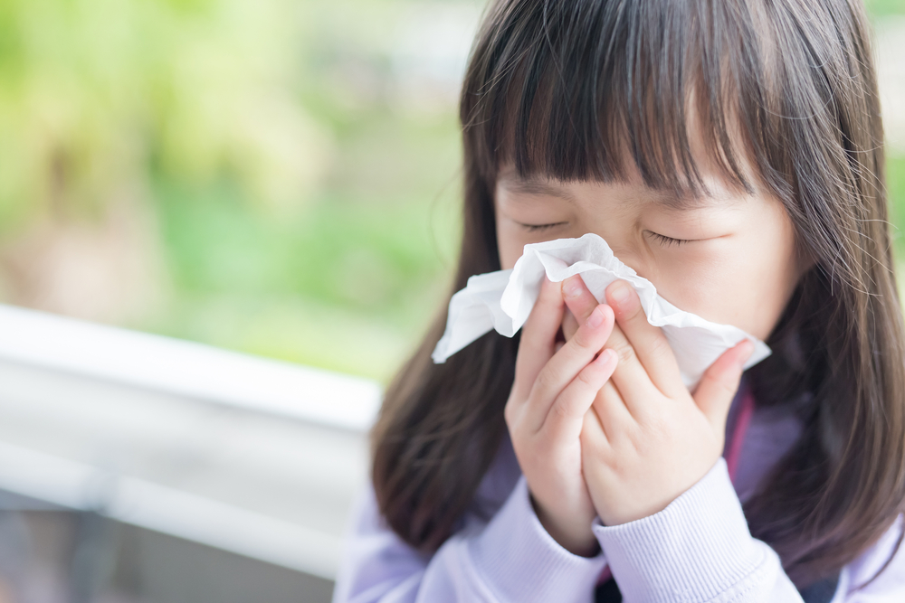 Imagem da notícia Quais são os principais sintomas de gripe em crianças? 4 dicas para prevenir